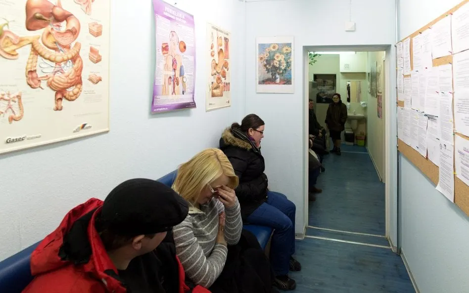 Jak zmienić przychodnię NFZ bez zbędnych kosztów i problemów?