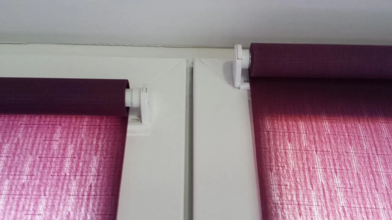 Jak zamontować roletę na okno nieotwierane bez wiercenia i problemów