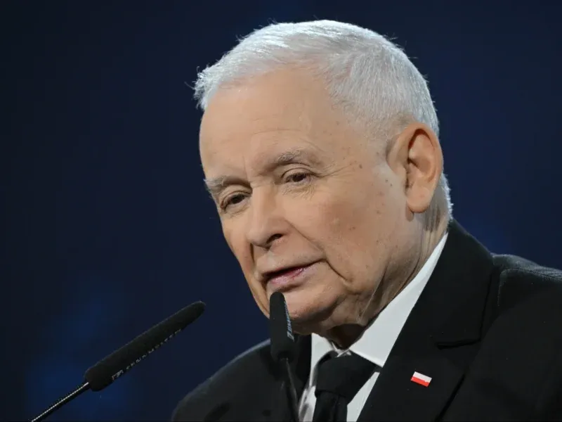 Jakie języki obce zna Jarosław Kaczyński i jak wpływają na jego politykę