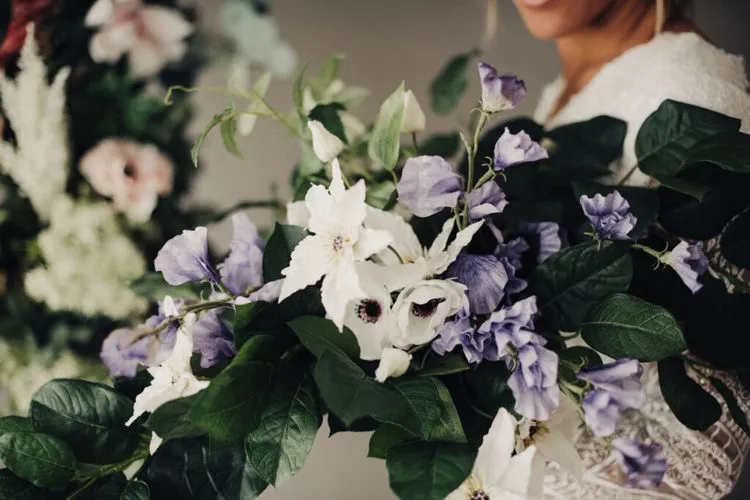 Sztuczne kwiaty jak prawdziwe - piękne dekoracje bez trosk