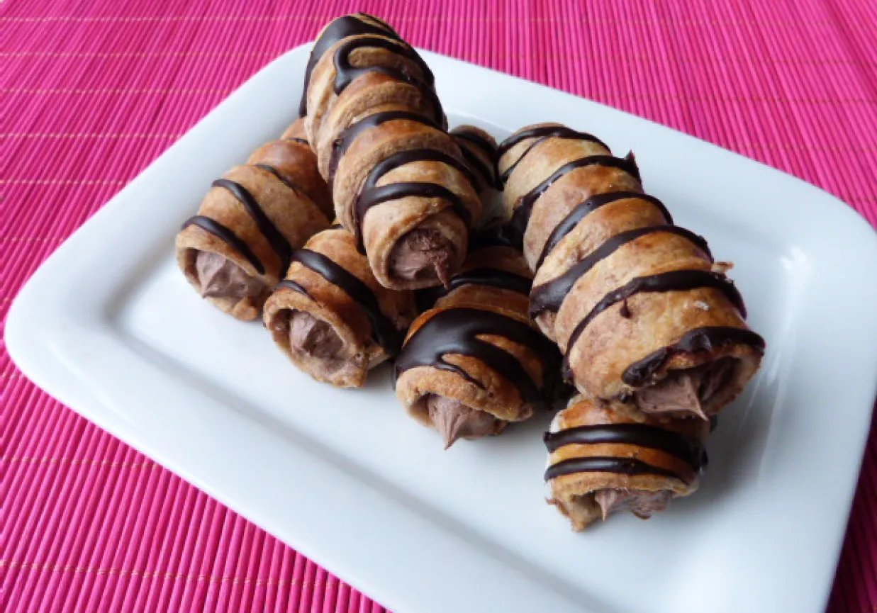 Ile kcal ma rurka z kremem czekoladowym? Zaskakujące różnice!