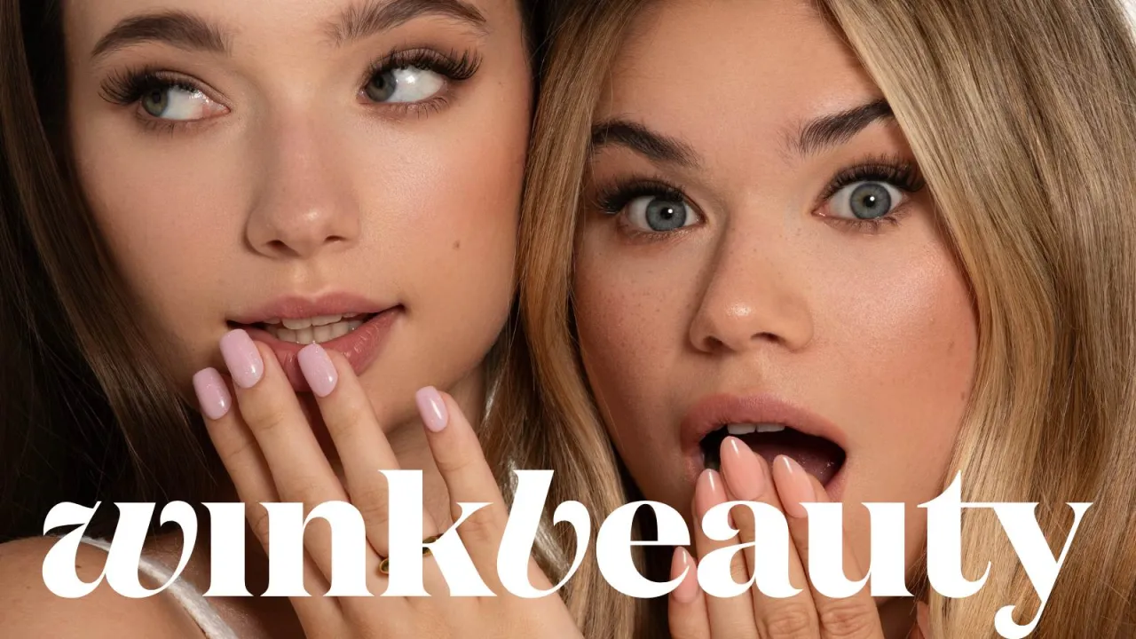 Czy sztuczne rzęsy można malować? Poznaj ryzyko i alternatywy Czy sztuczne rzęsy można malować? Poznaj ryzyko i alternatywy