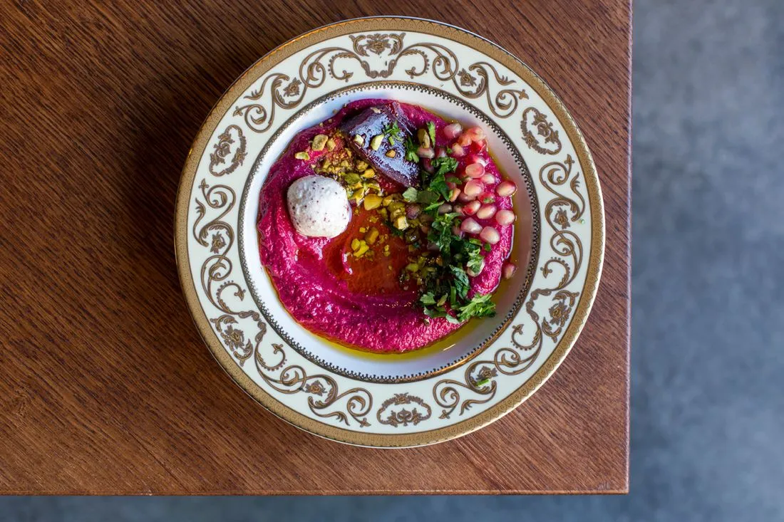 Co zjeść w Katowicach? Odkryj najlepsze smaki i miejsca do jedzenia