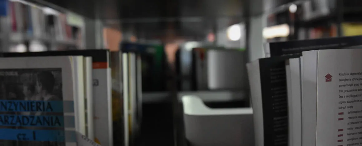 Kto naprawdę wydaje uprawnienia do montażu rusztowań? Prawda, która Was zaskoczy