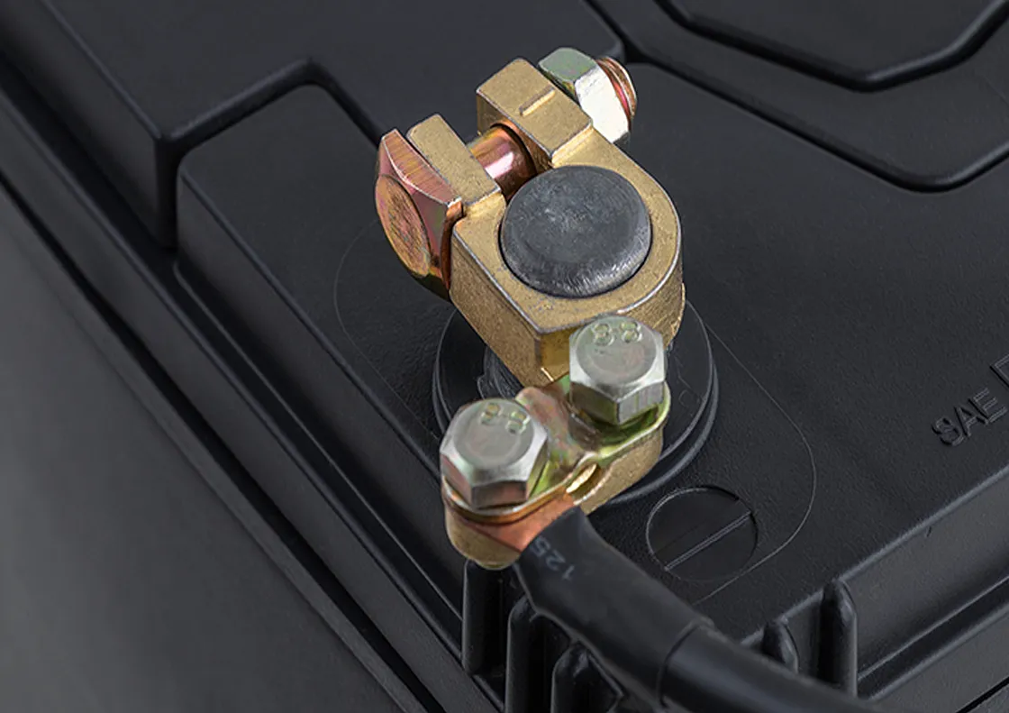 Czy odłączać akumulator podczas spawania? Poznaj ważne zasady bezpieczeństwa