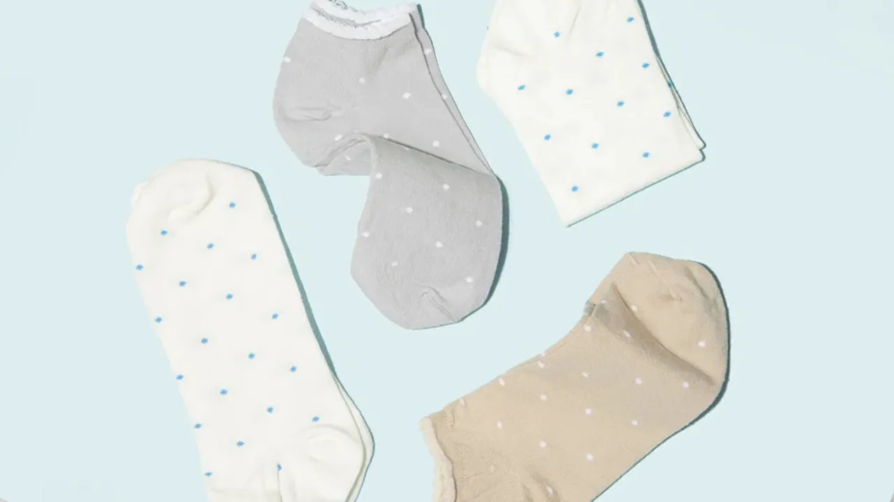 Jakie skarpetki wybrać, by zapewnić komfort i wygodę każdego dnia