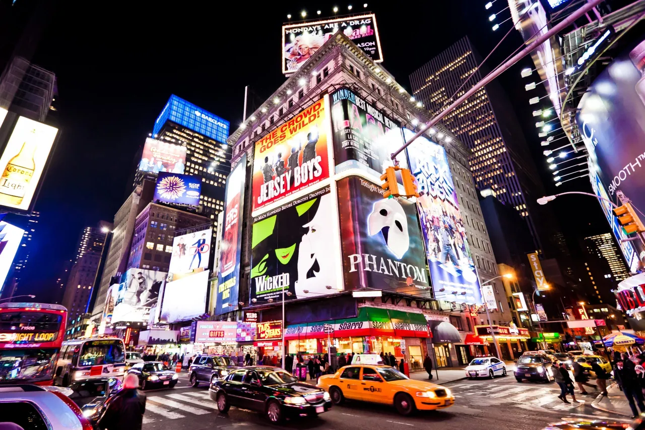 Gdzie obejrzeć "Upiora w operze"? Film, teatr, VOD - Twój przewodnik