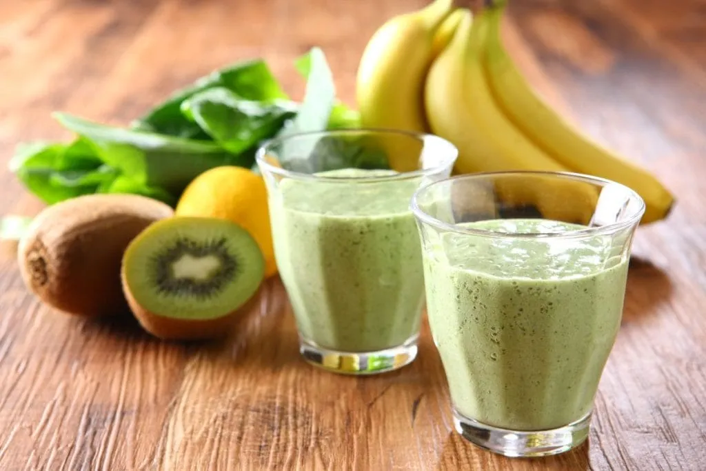 Najlepszy koktajl banan kiwi: prosty przepis na zdrowy napój