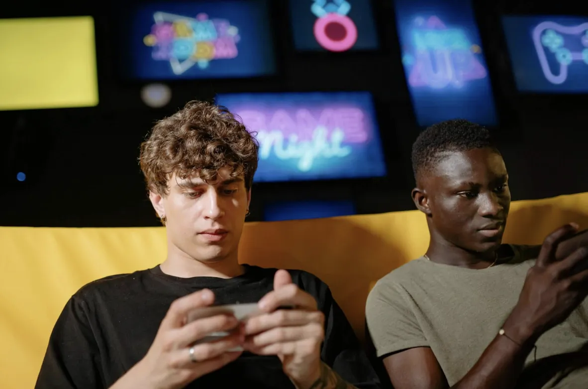 Gamifikacja w codziennym życiu – jak elementy hazardu trafiły do fitnessu, edukacji i aplikacji