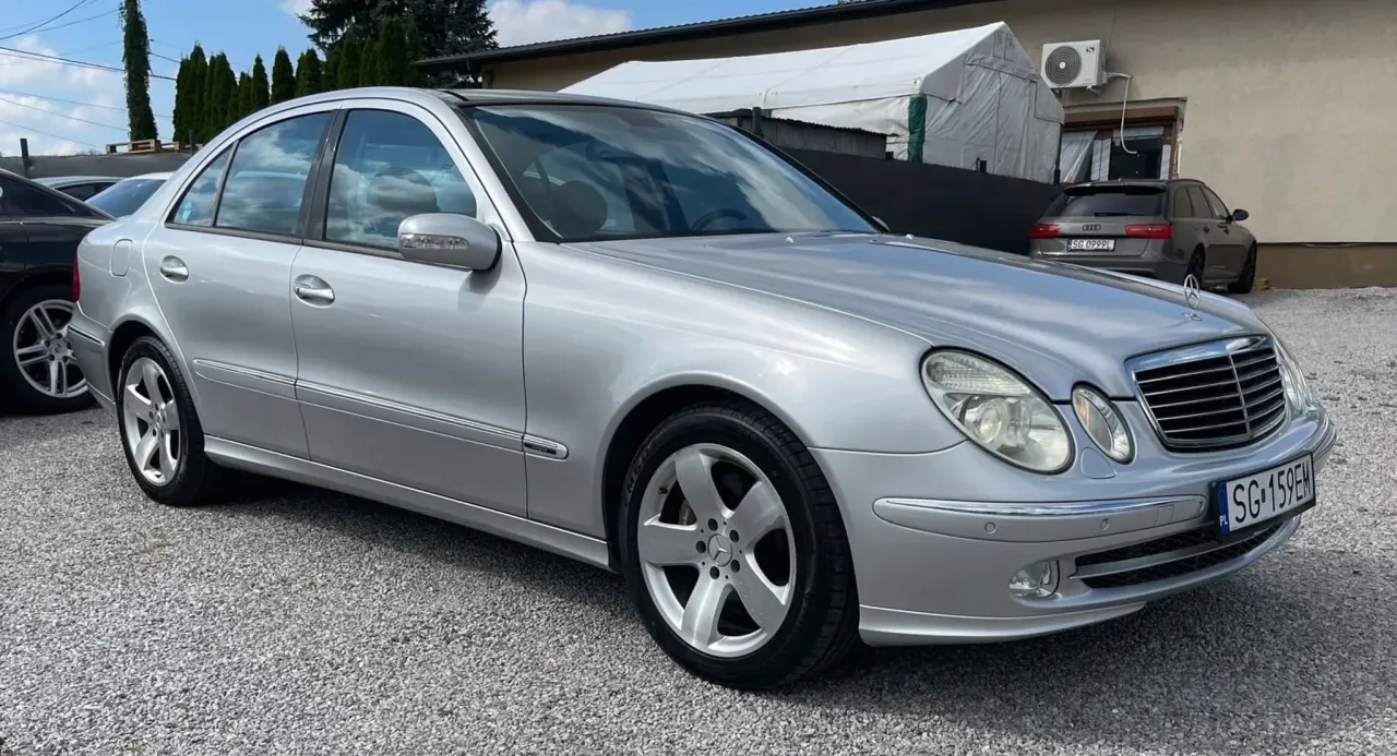 Mercedes E500 W211 - luksus V8 czy droga pułapka?