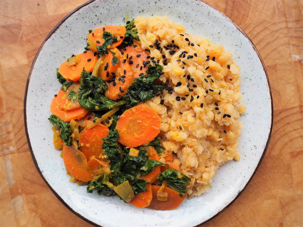 Aromatyczne curry bez mleka kokosowego - smaczne alternatywy