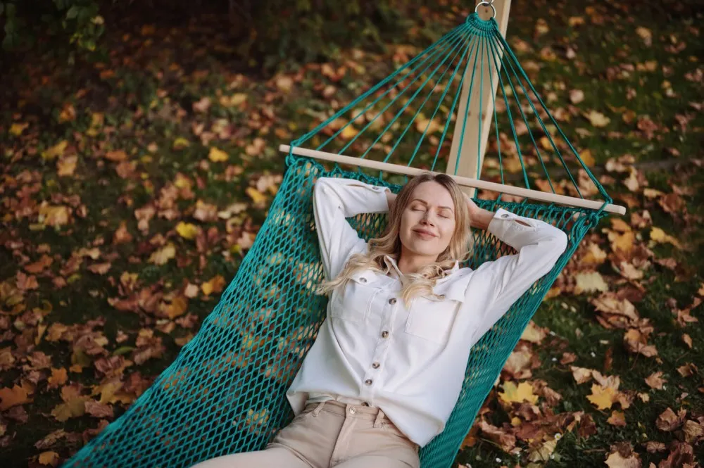 Jak zamontować hamak bez drzew - stabilne i bezpieczne rozwiązania