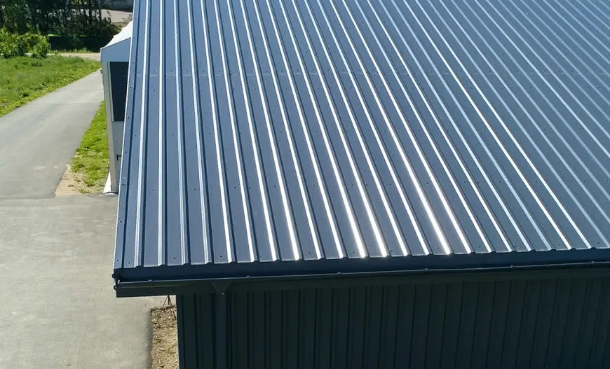 Jak pokryć dach blachą trapezową - uniknij najczęstszych błędów