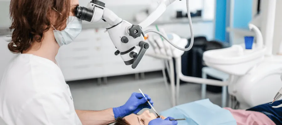 Borowanie zęba co to? Poznaj proces i rozwiej swoje obawy