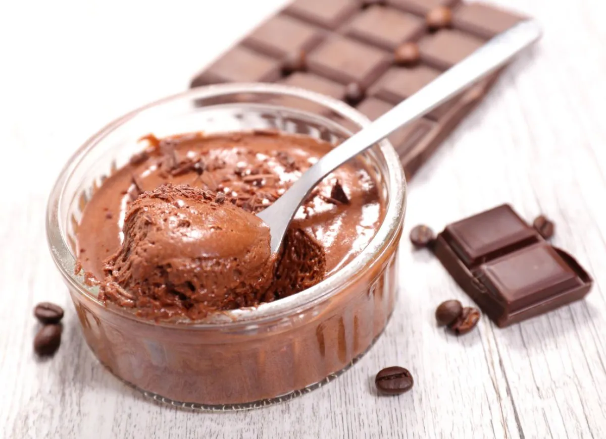Jak zrobić mus czekoladowy - prosty przepis na pyszny deser, który zachwyci