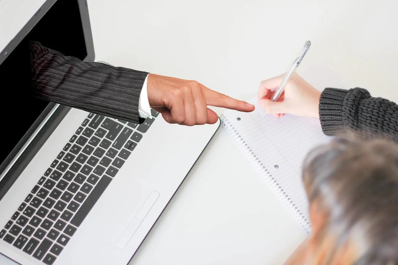 Mentoring biznesowy – czym jest i jak może zmienić Twoją karierę?