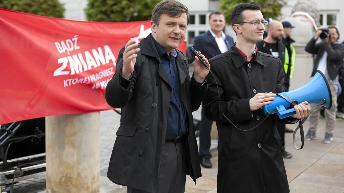 Mateusz Piskorski: Szpiegostwo, areszt, Sejm. Co dzieje się dziś?