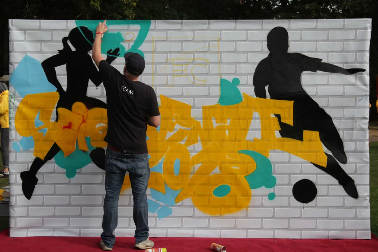 Graffiti-Künstler buchen: Kosten, Ablauf & die besten Tipps