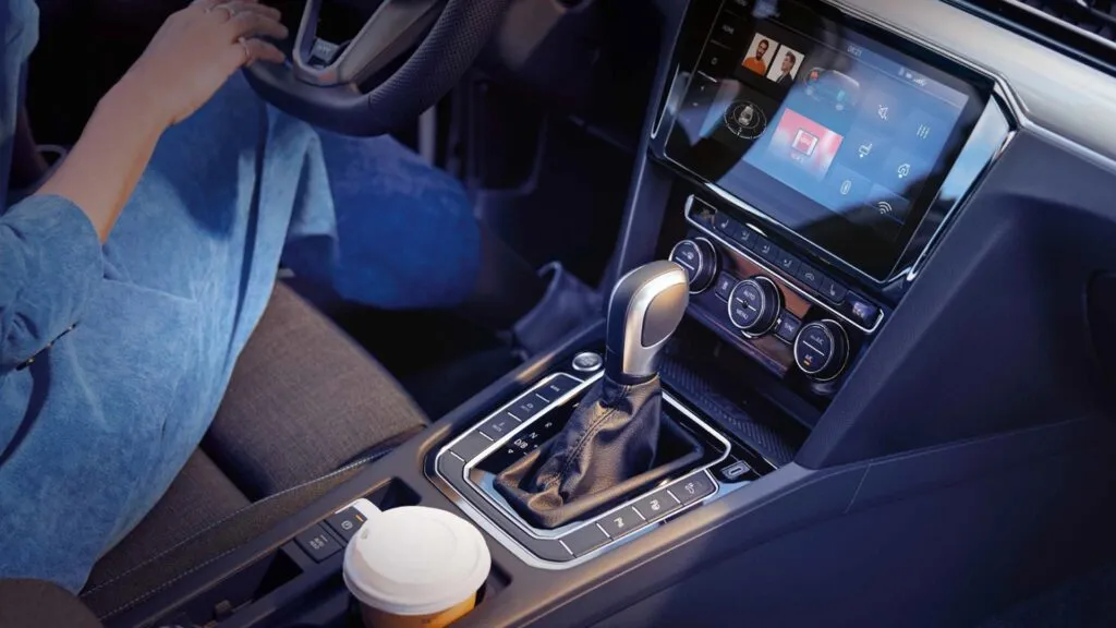 Wymiana oleju w DSG - co ile kilometrów, aby uniknąć kosztownych napraw Wymiana oleju w DSG - co ile kilometrów, aby uniknąć kosztownych napraw