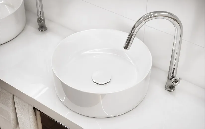 Wysokość umywalki: Jak dobrać idealną i uniknąć błędów? Poradnik