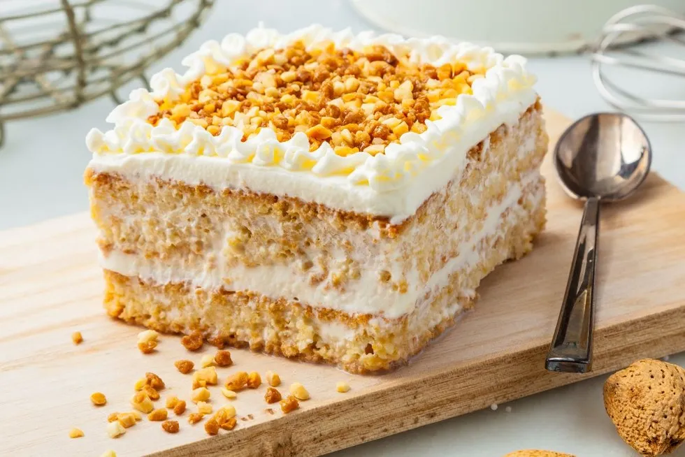 Jaki krem do tortu orzechowego? Wybierz idealny i tynkuj jak pro!