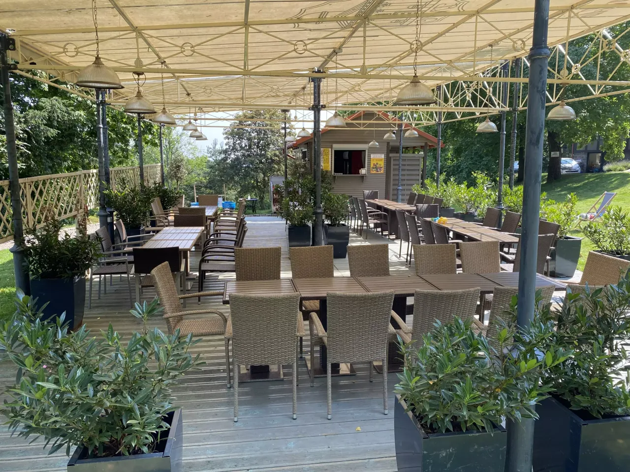 Gdzie zjeść w Sobótce? Odkryj najlepsze restauracje i lokale