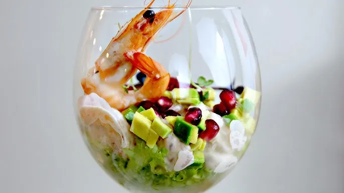 Idealny koktajl krewetkowy: prosta receptura na wyjątkowe przyjęcie