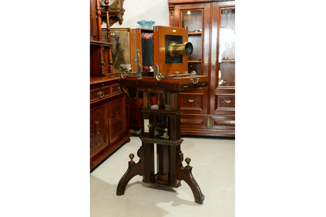 Kto wynalazł pierwszy aparat fotograficzny? Historia przełomowego odkrycia