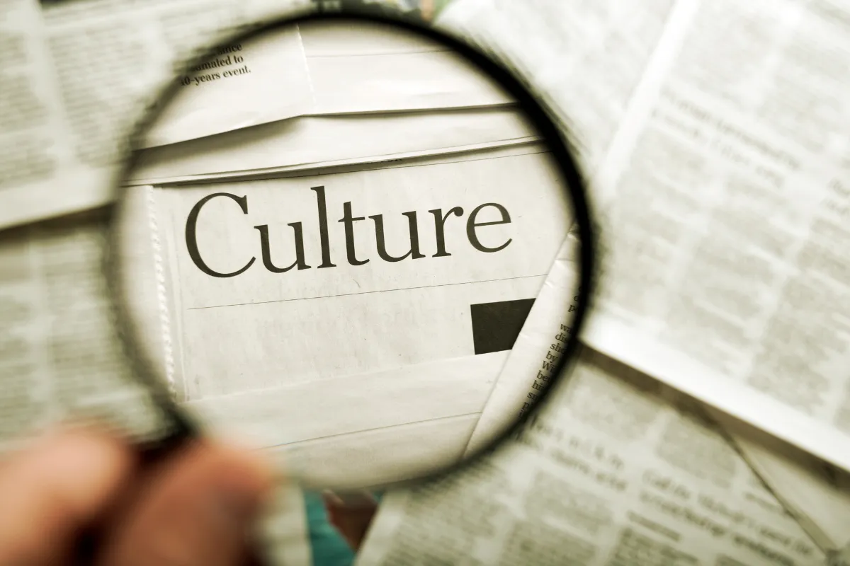 Co to kultura popularna? Zrozum jej wpływ na nasze życie