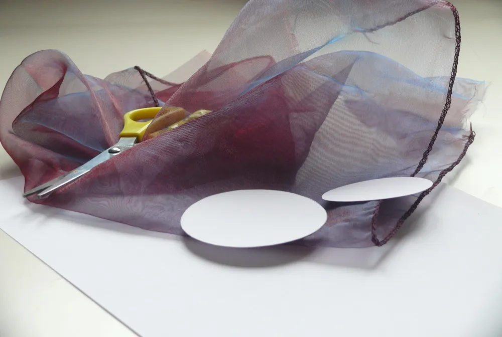 Jak zrobić ozdoby z organzy: proste instrukcje i inspiracje na dekoracje Jak zrobić ozdoby z organzy: proste instrukcje i inspiracje na dekoracje