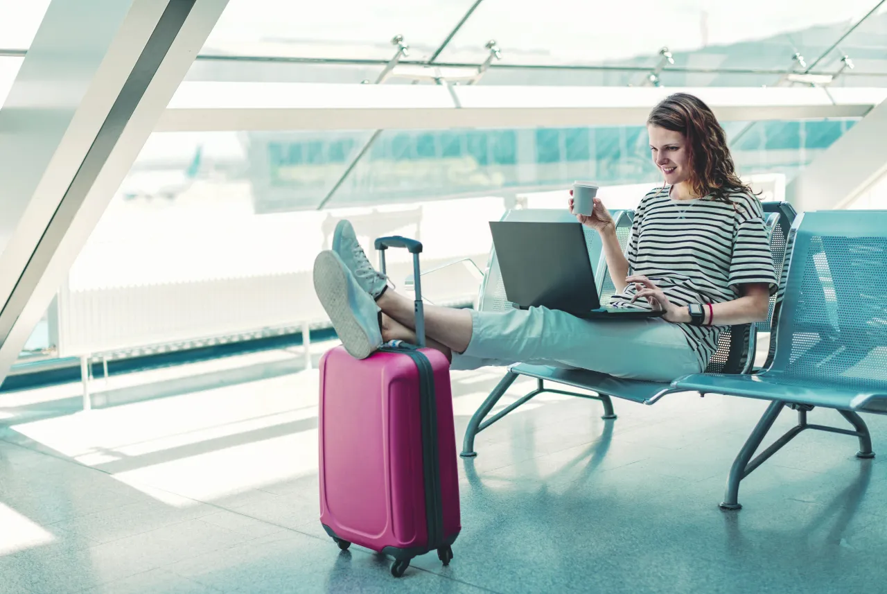Bagaż rejestrowany: Co można zabrać? Sprawdź listę!