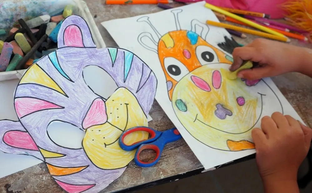 Kreatywne prace plastyczne z dziećmi: Pomysły na rozwój i radość