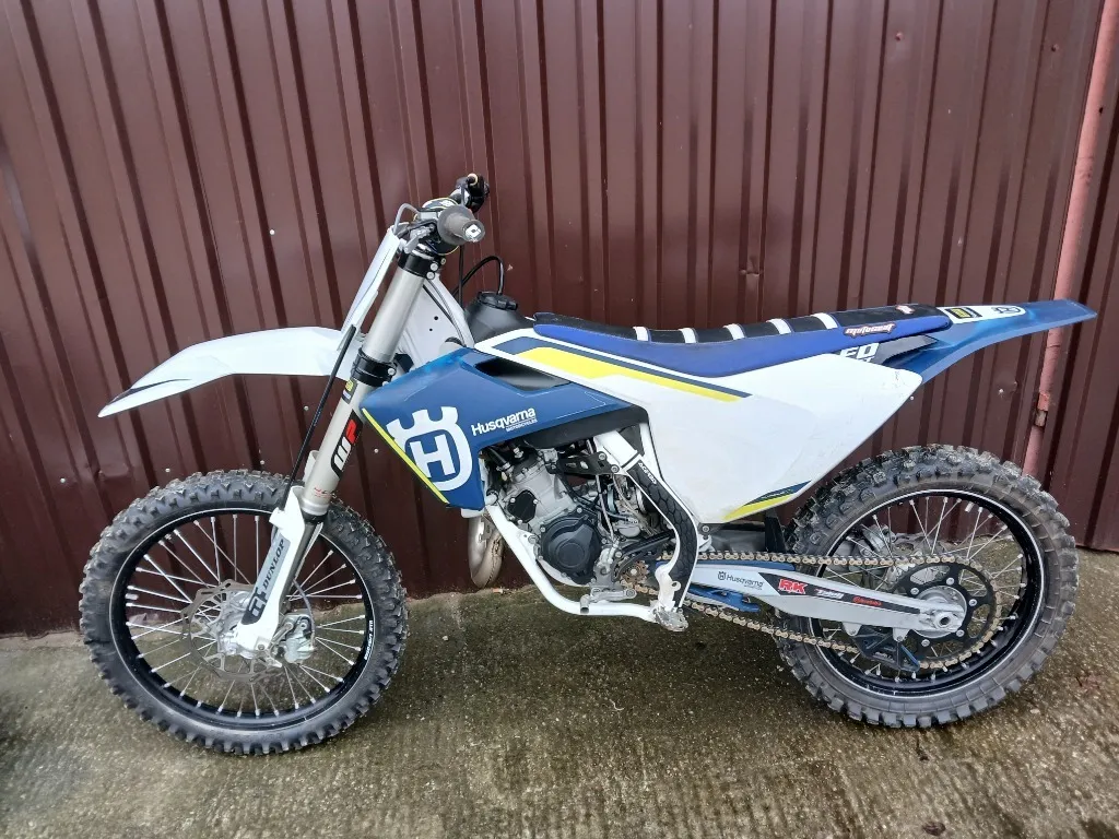 Husqvarna motocykle w Warszawie - najlepsze modele i ceny dostępne teraz