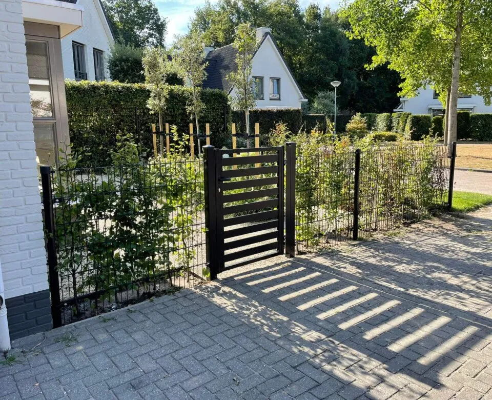 Gdzie zgłosić uszkodzenie ogrodzenia i uniknąć dodatkowych kosztów