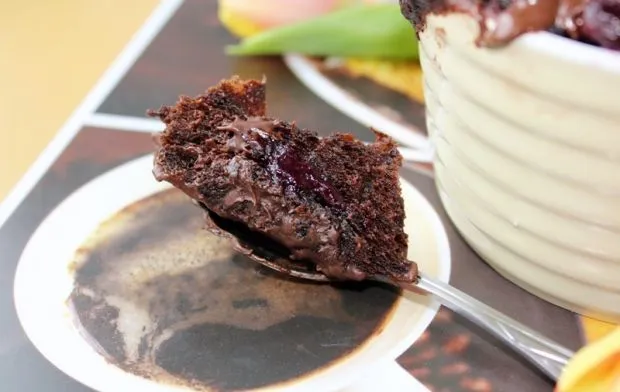 Jak zrobić babeczkę w mikrofali - szybki przepis na smaczną babeczkę