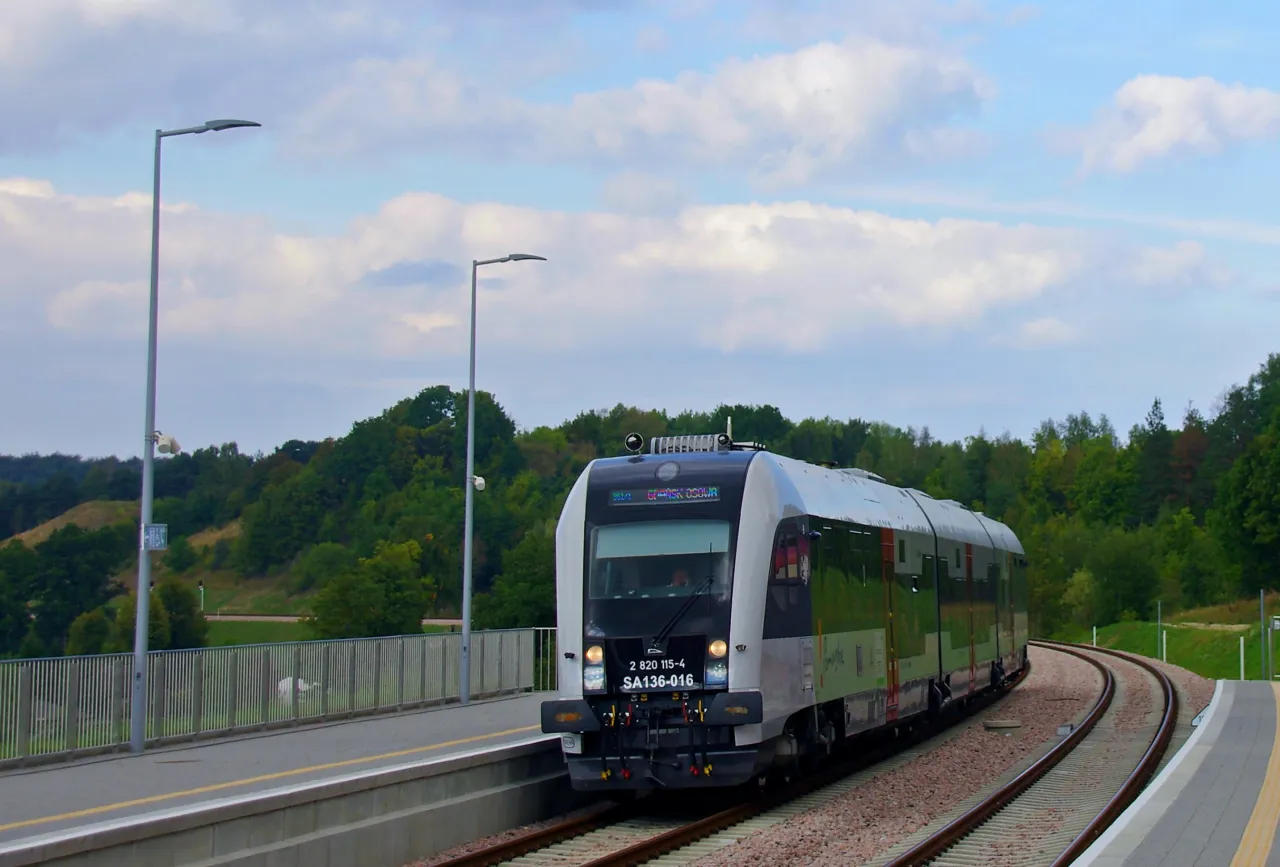 Skąd odjeżdża Arriva? Odkryj najważniejsze przystanki i trasy