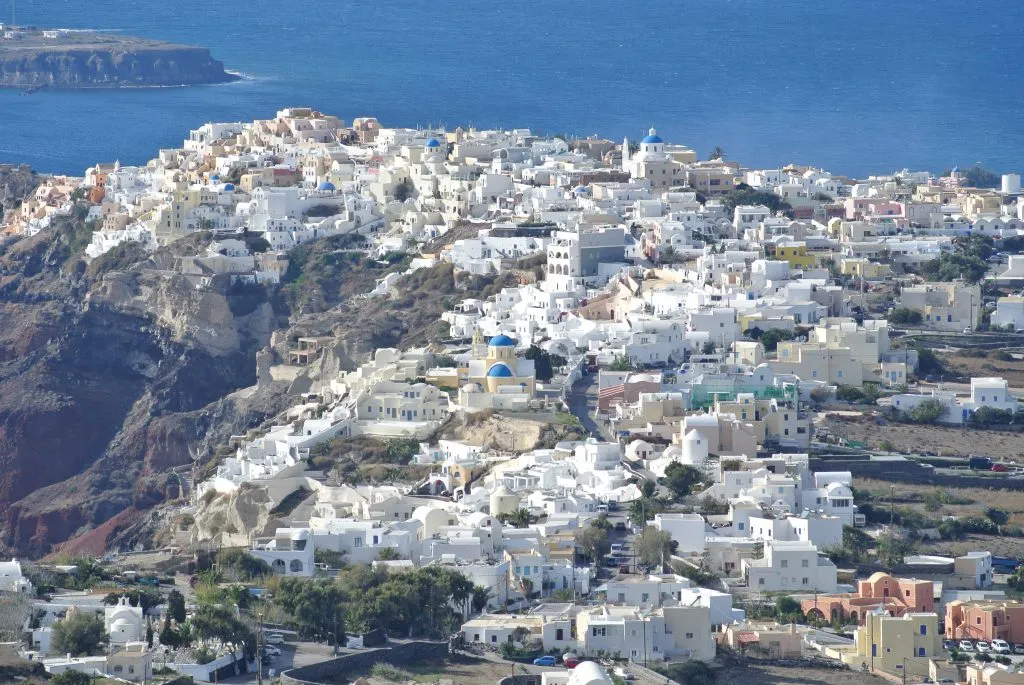 Pogoda na Santorini w różnych miesiącach: co warto wiedzieć przed podróżą