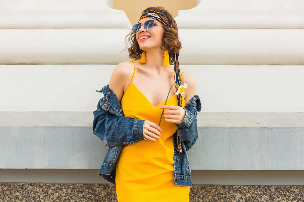 Kolor musztardowy dla jakiego typu urody pasuje najlepiej i dlaczego