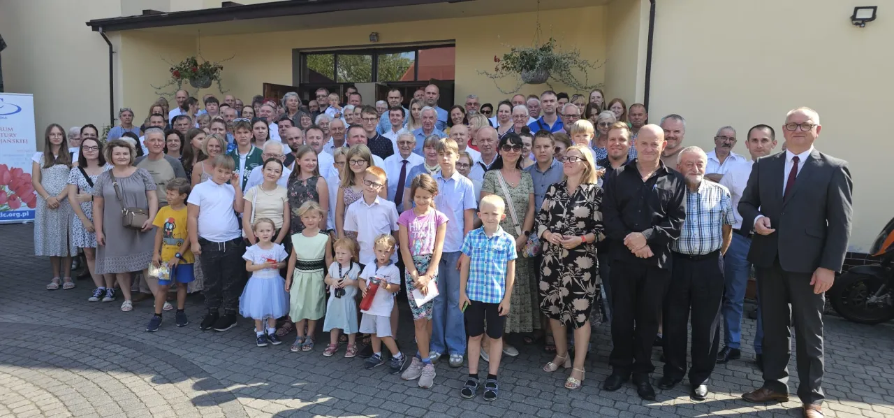 Kościół wolnych chrześcijan: Czy to sekta? Odkryj prawdę