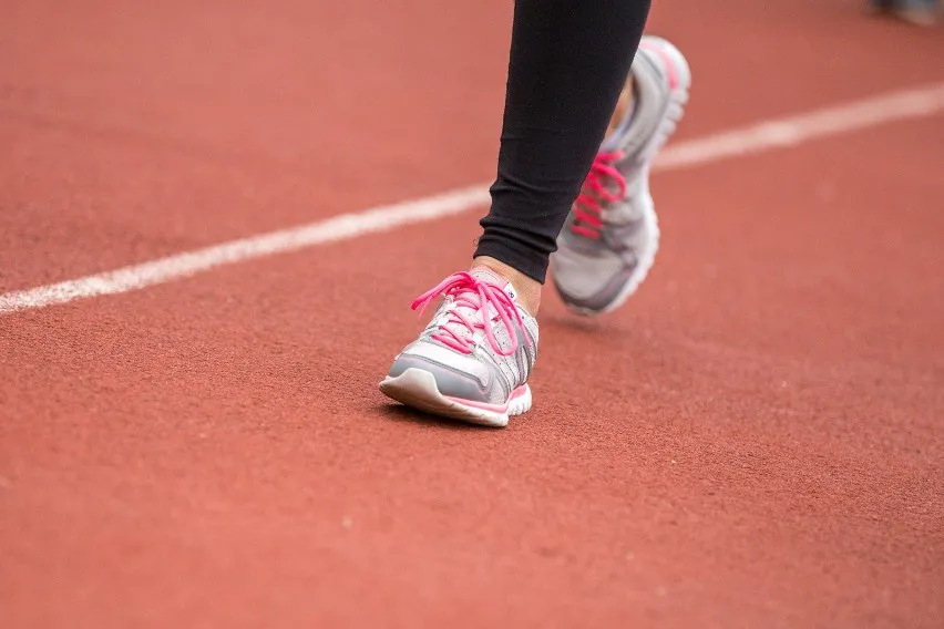 Gdzie biegać w Warszawie? Odkryj najlepsze trasy biegowe i ich uroki Gdzie biegać w Warszawie? Odkryj najlepsze trasy biegowe i ich uroki