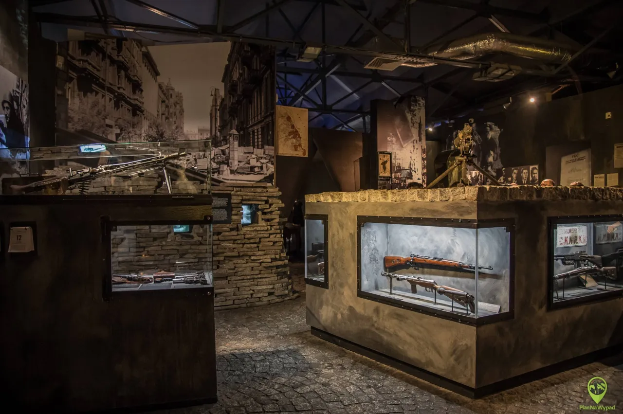 Muzeum Powstania Warszawskiego: Jak spłacono dług wdzięczności?