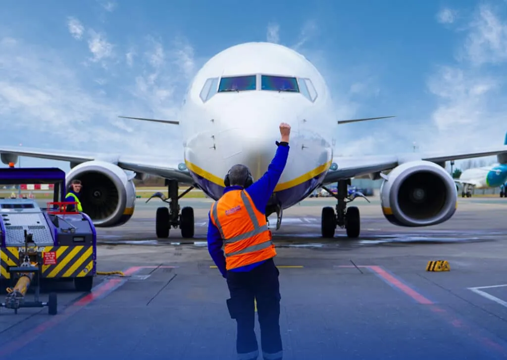 Jak sprawdzić czy lot jest opóźniony Ryanair i uniknąć stresu podróży