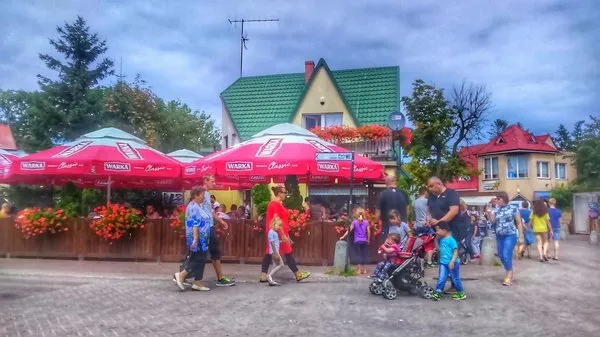 Gdzie zjeść w Rowach? Odkryj najlepsze restauracje i smaki