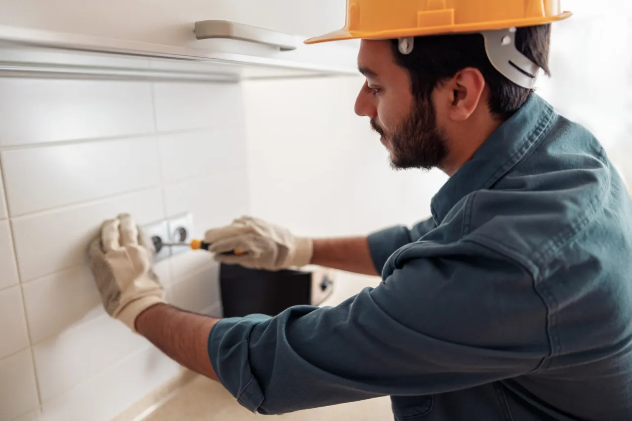 Jaka wysokość gniazdek w kuchni, aby uniknąć niebezpieczeństw?