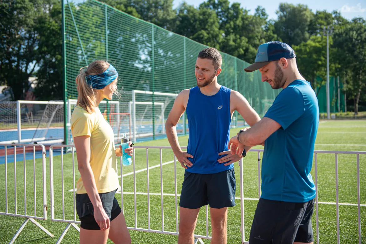 Jak biegać w upale? Bezpieczny trening i ukryte korzyści