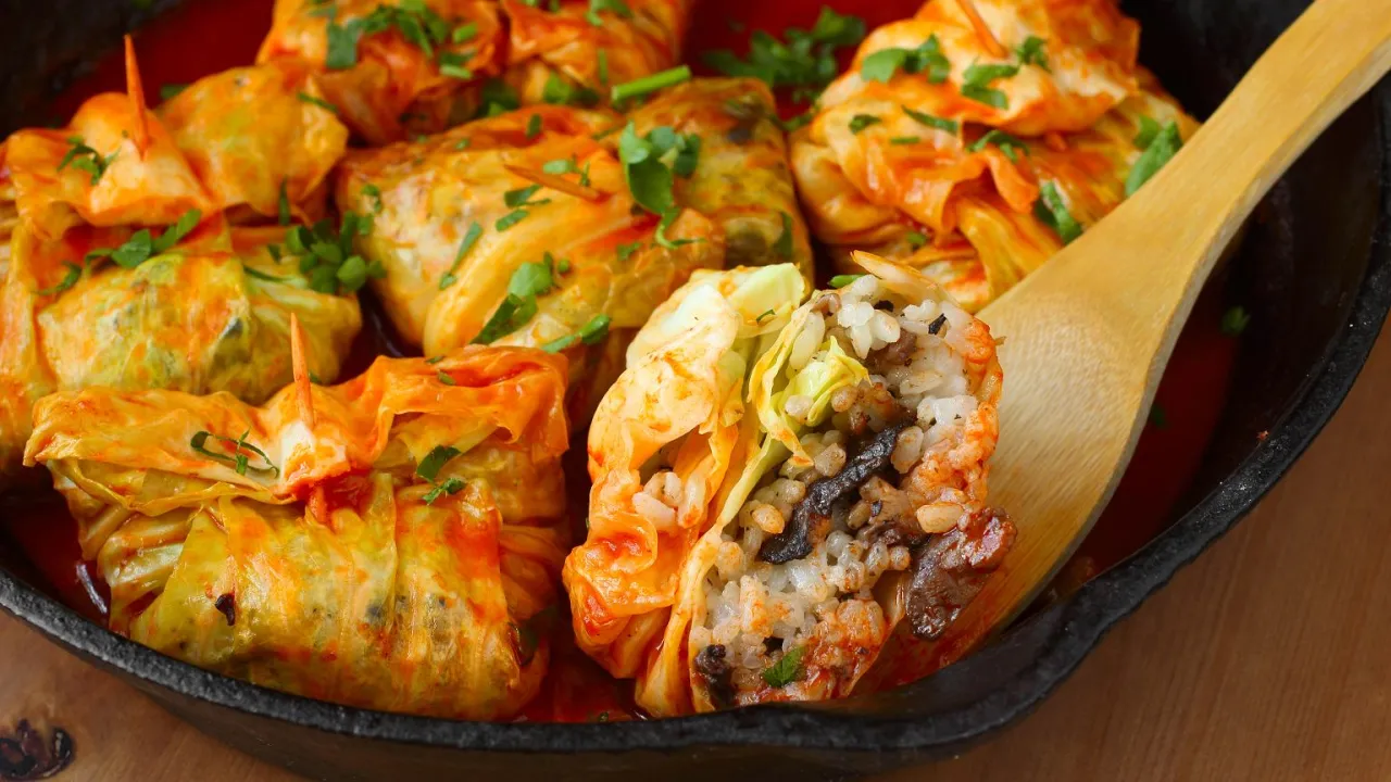 Jak upiec gołąbki w piekarniku, aby były idealnie miękkie i smaczne