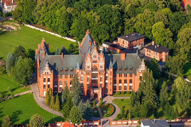 Braniewo atrakcje - odkryj najpiękniejsze miejsca do zwiedzania