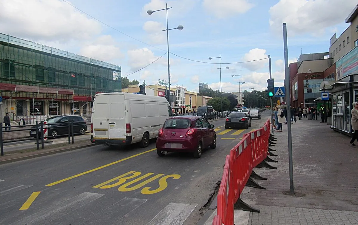Gdzie na osiedlu Słonecznym zatrzymuje się bus do Stargardu? Sprawdź!