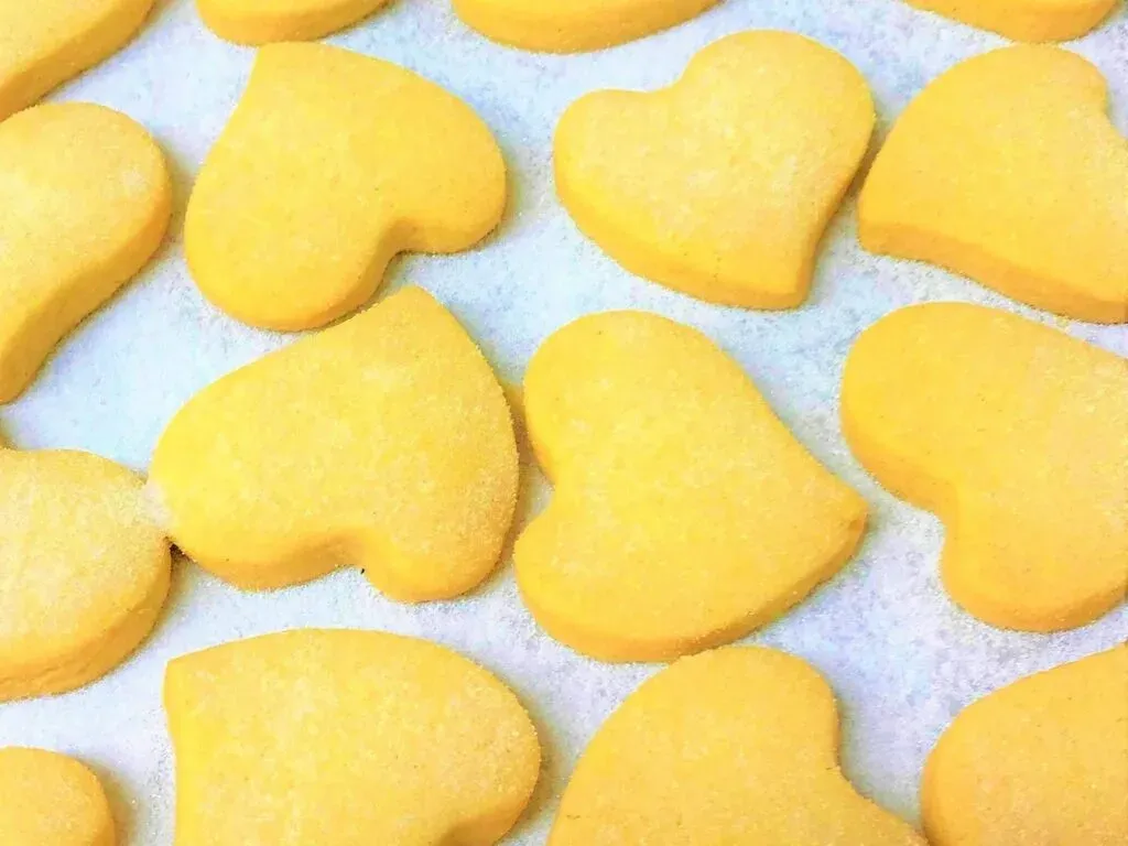 Jak zrobić ciastka kruche? Sprawdzony przepis i sekrety idealnej kruchości