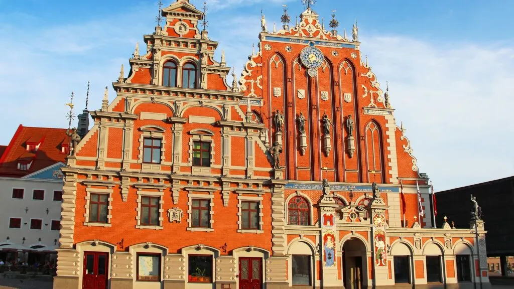 Atrakcje Rygi: Odkryj ukryte skarby i kulturowe perełki miasta Atrakcje Rygi: Odkryj ukryte skarby i kulturowe perełki miasta